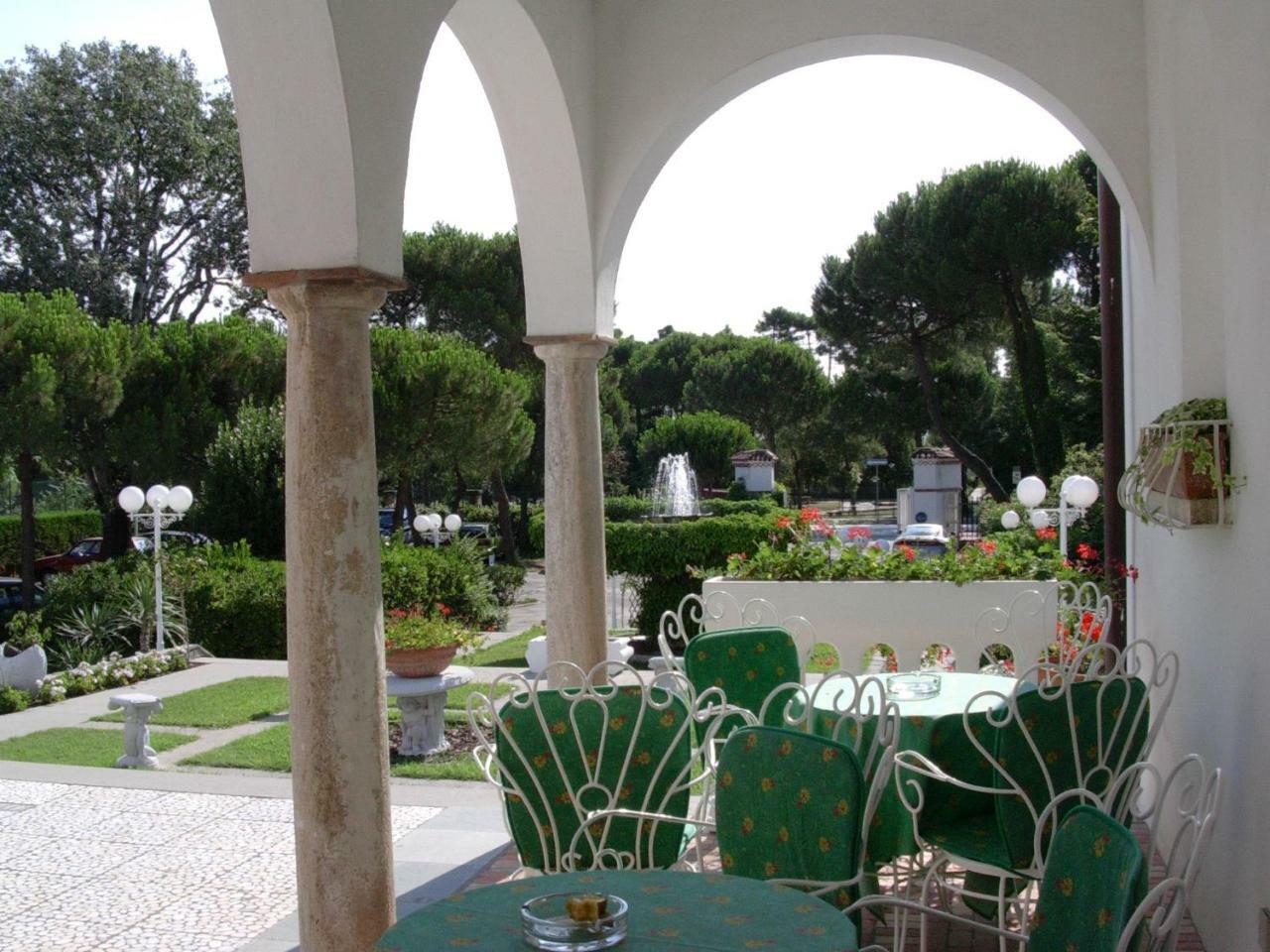 Park Hotel Ravenna Marina di Ravenna Buitenkant foto