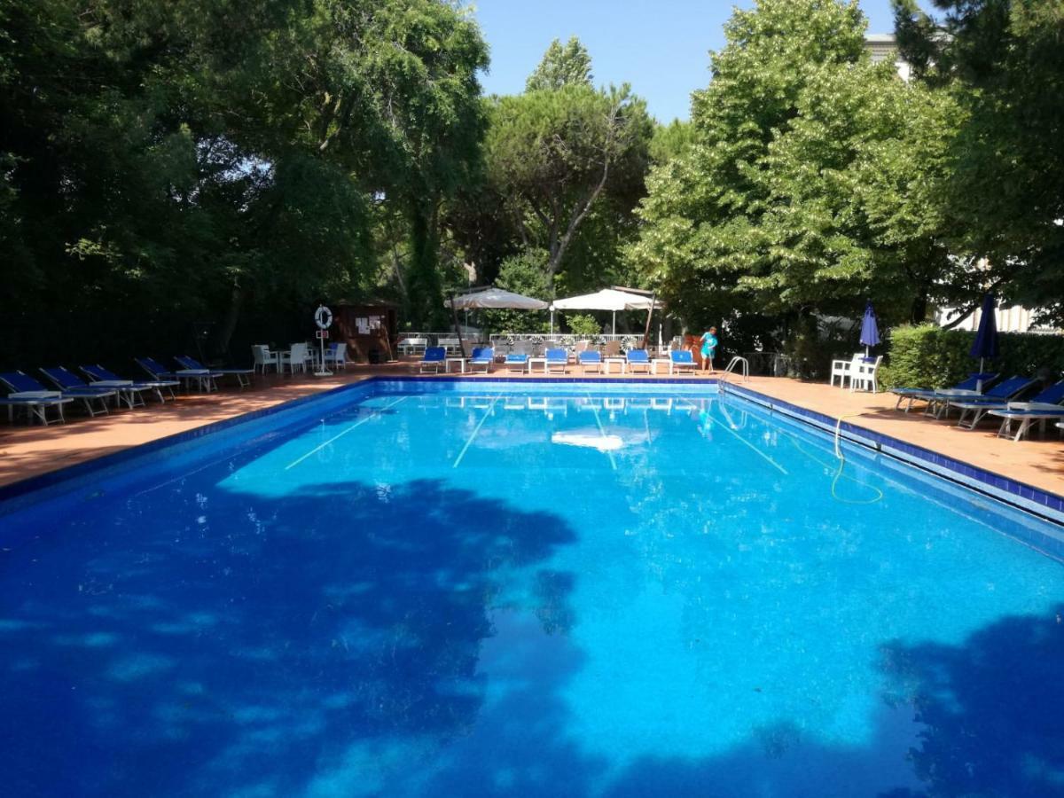 Park Hotel Ravenna Marina di Ravenna Buitenkant foto